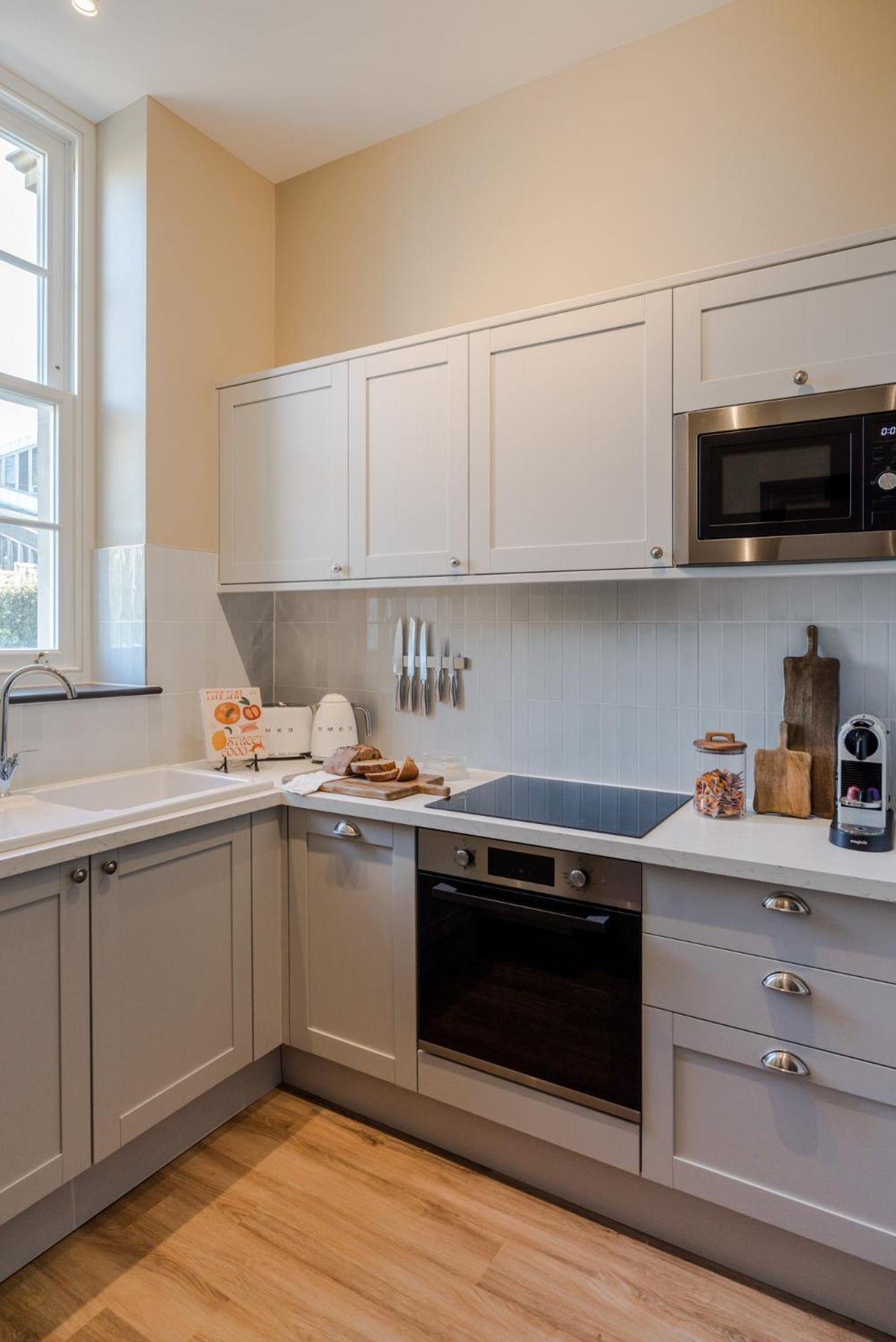 Apartment Pembroke House I Your