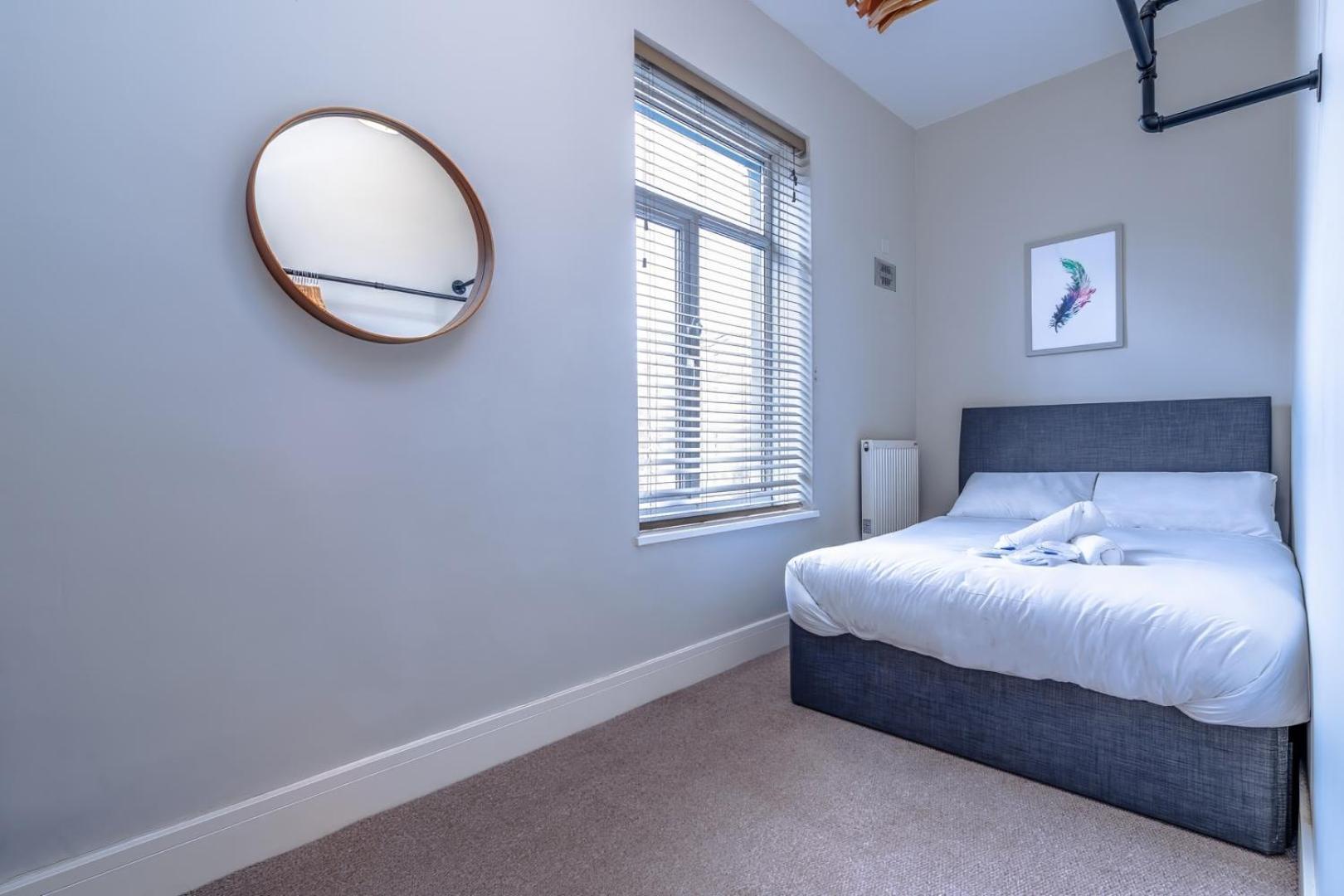 Apartment: Near Cafes, Bars & Bistros Apartment *