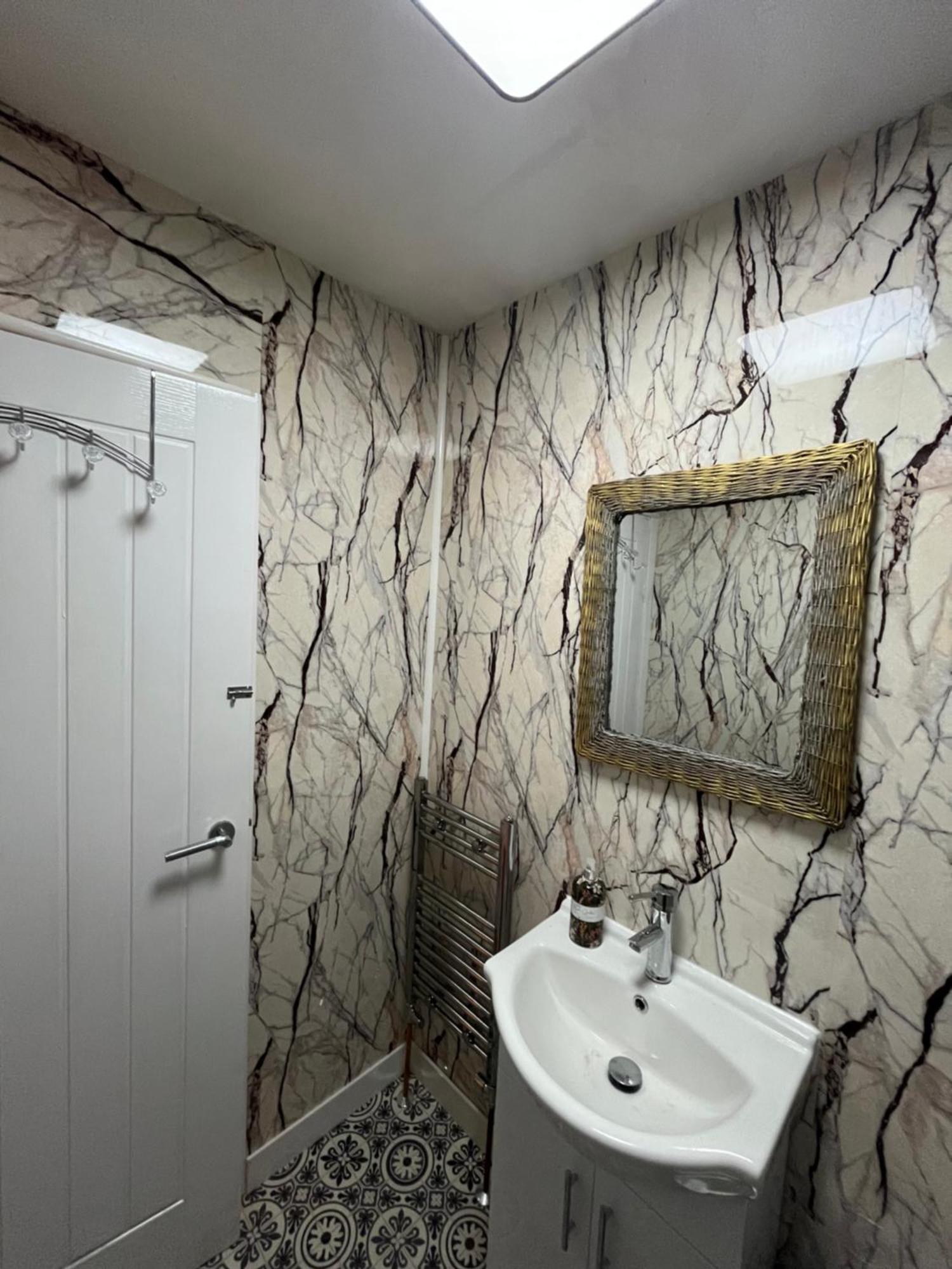 Spacious Near Southmead Hospital Guest house