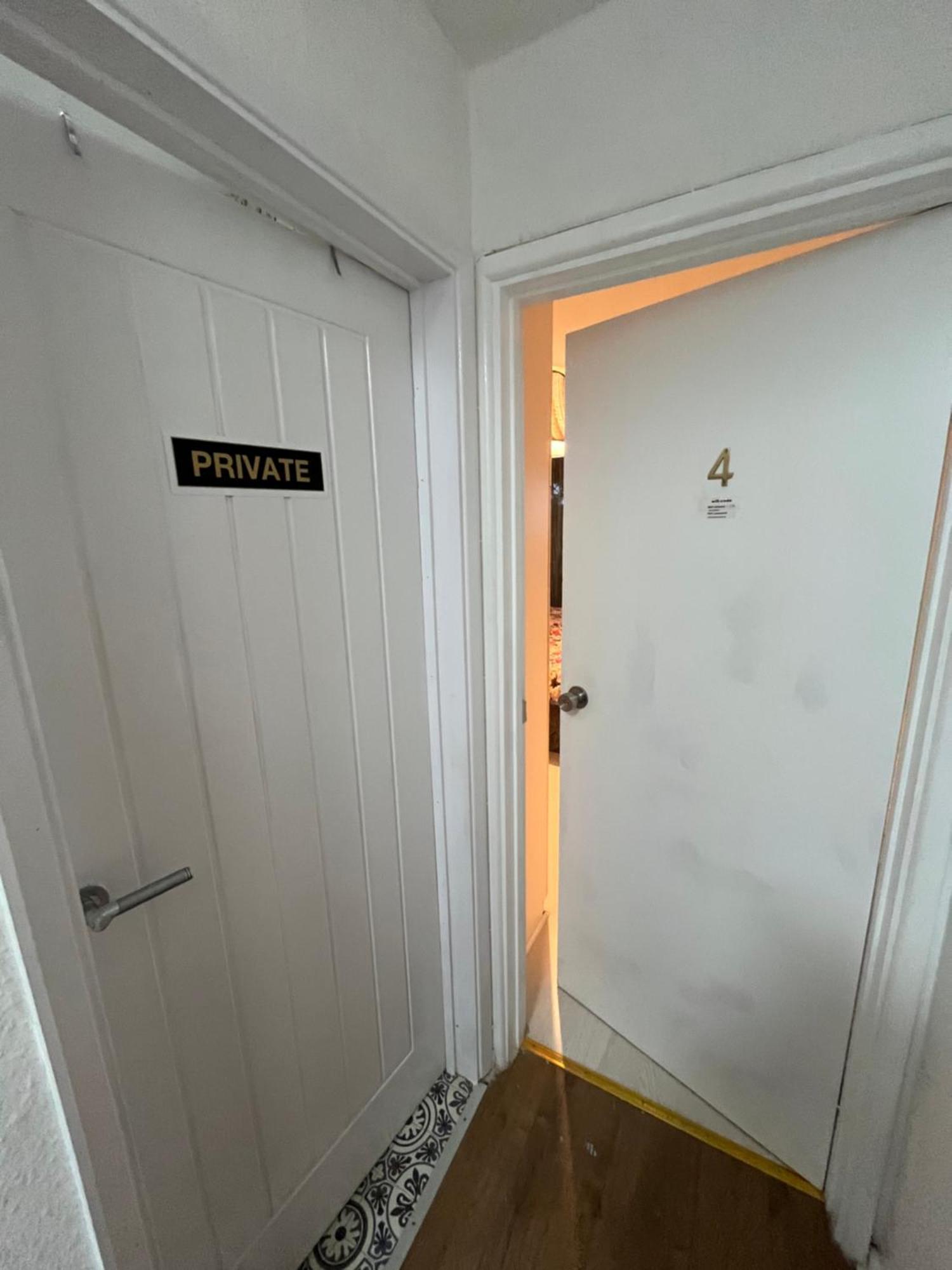 Guest house Spacious Near Southmead Hospital *