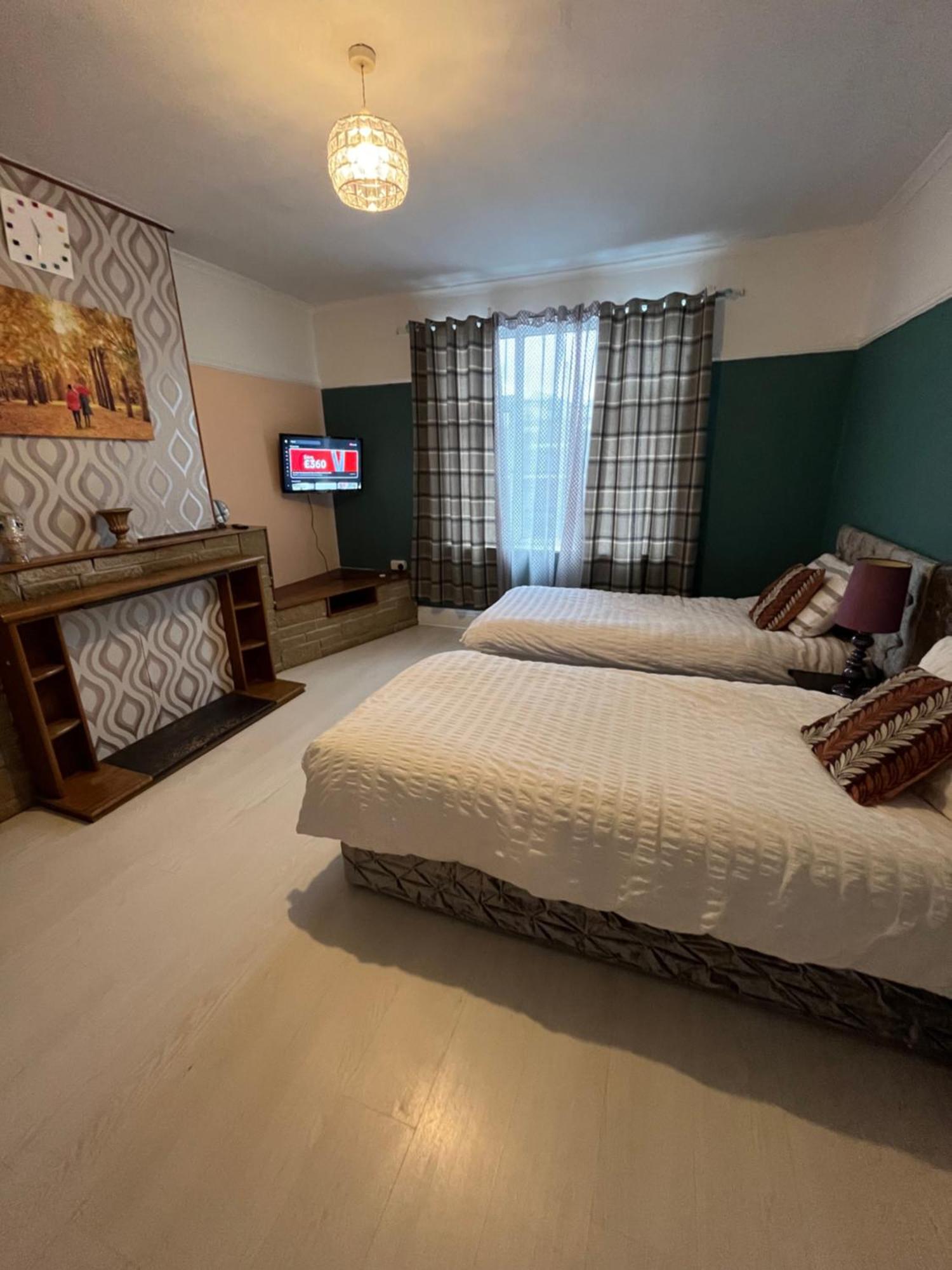 Private 2 Near Southmead Hospital *