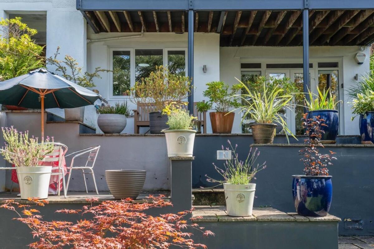 Beautiful Cotham Garden Flat 2 Bedroom Apartment Bristol