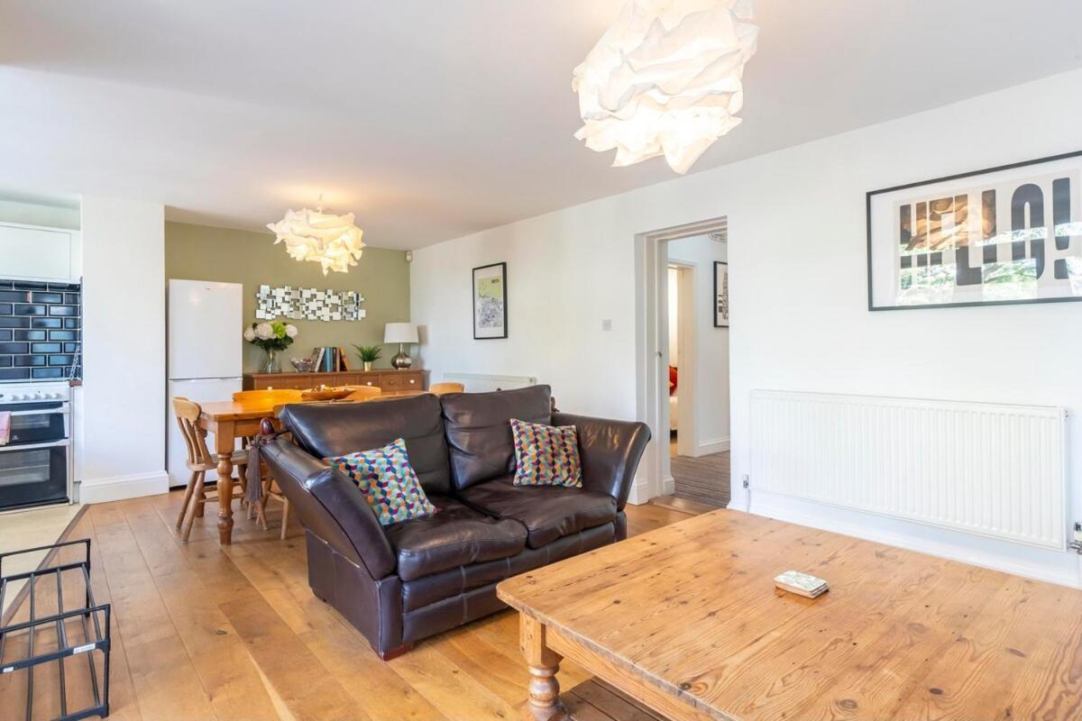Beautiful Cotham Garden Flat 2 Bedroom Bristol