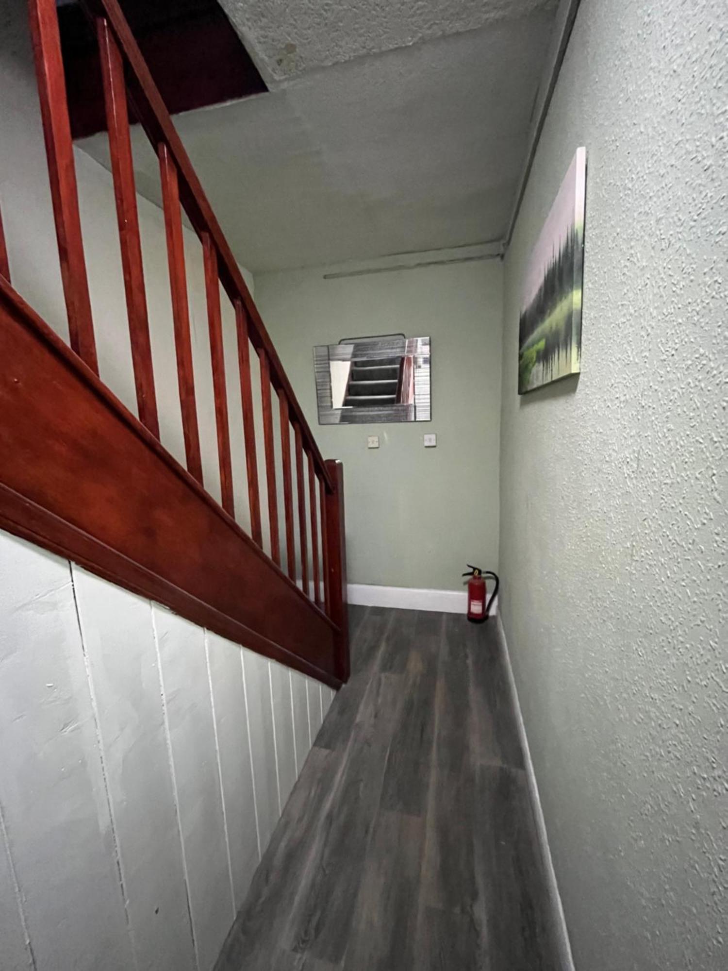 Apartment Executive 3 Near Southmead Hospital On Bathroom *