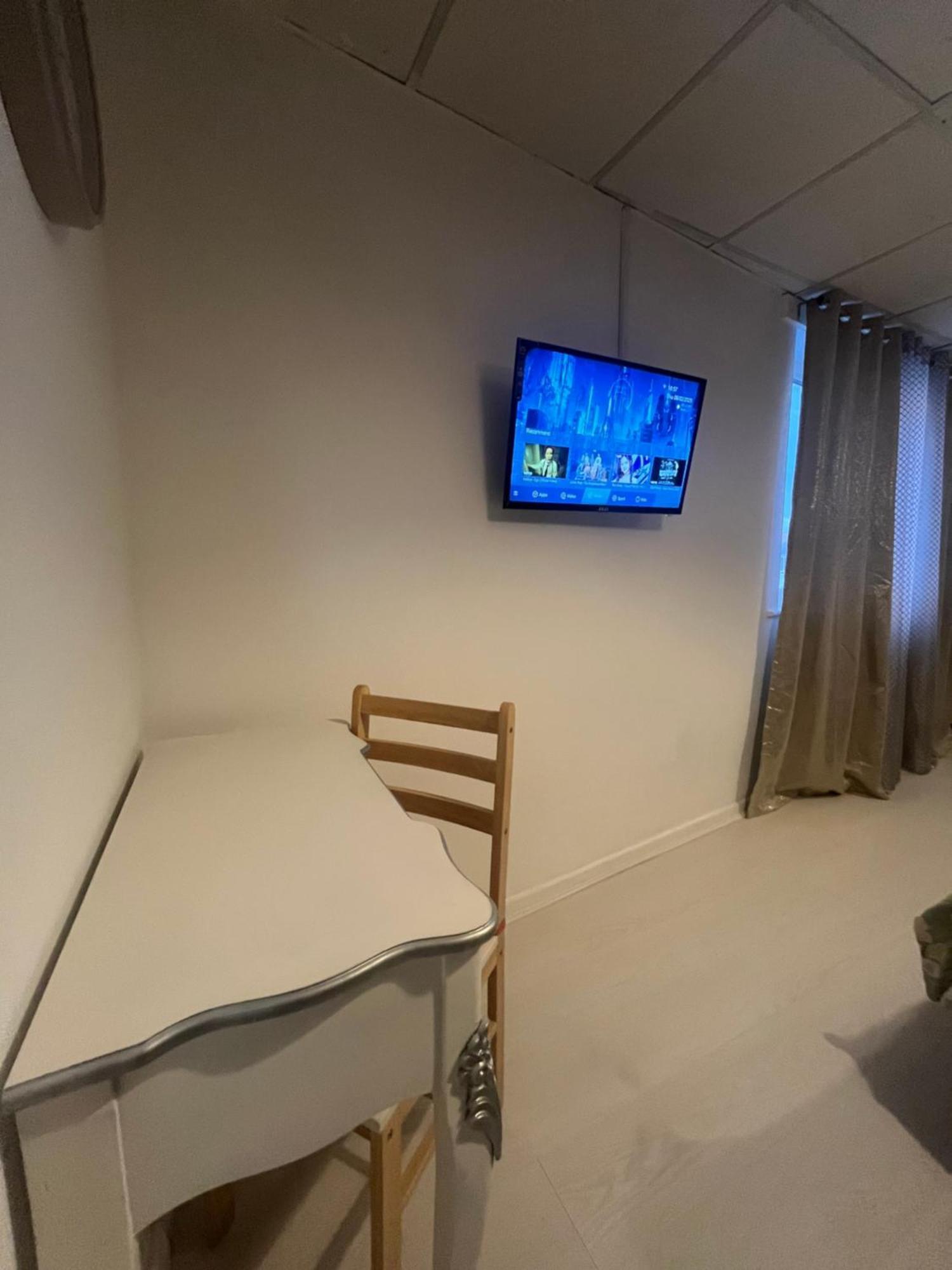Executive 3 Near Southmead Hospital On Bathroom Apartment *
