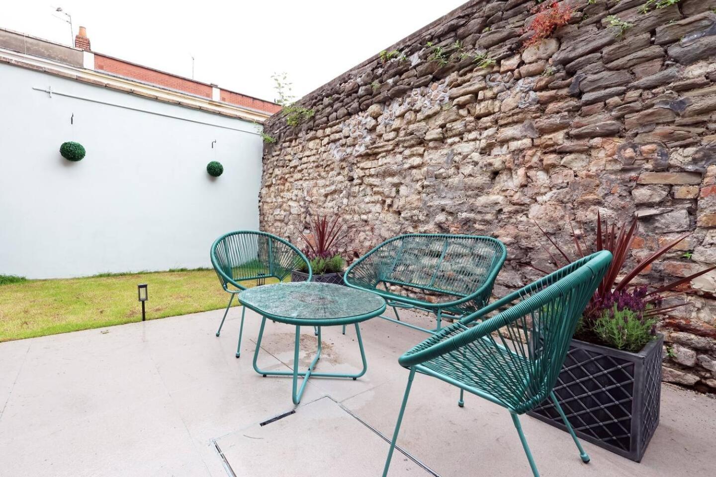 Bright And Modern 3br Flat For 8 Guests *