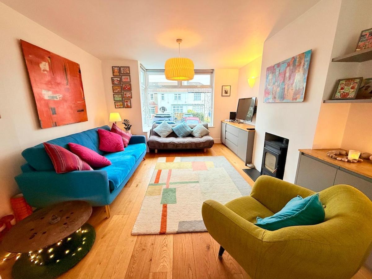 Holiday home Redland's Fun & Colourful Artistic House *