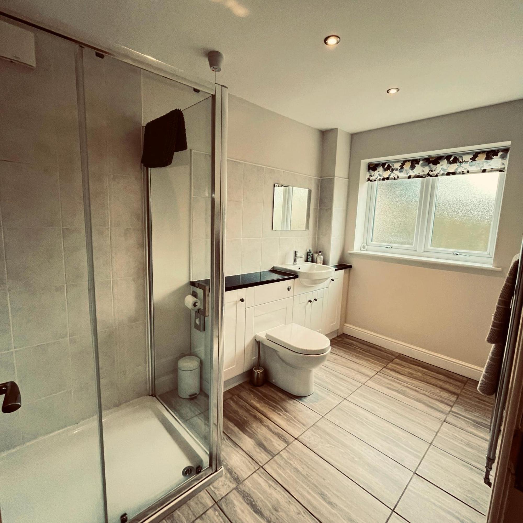Lake House Annexe - Beautiful Countryside Retreat Apartment *