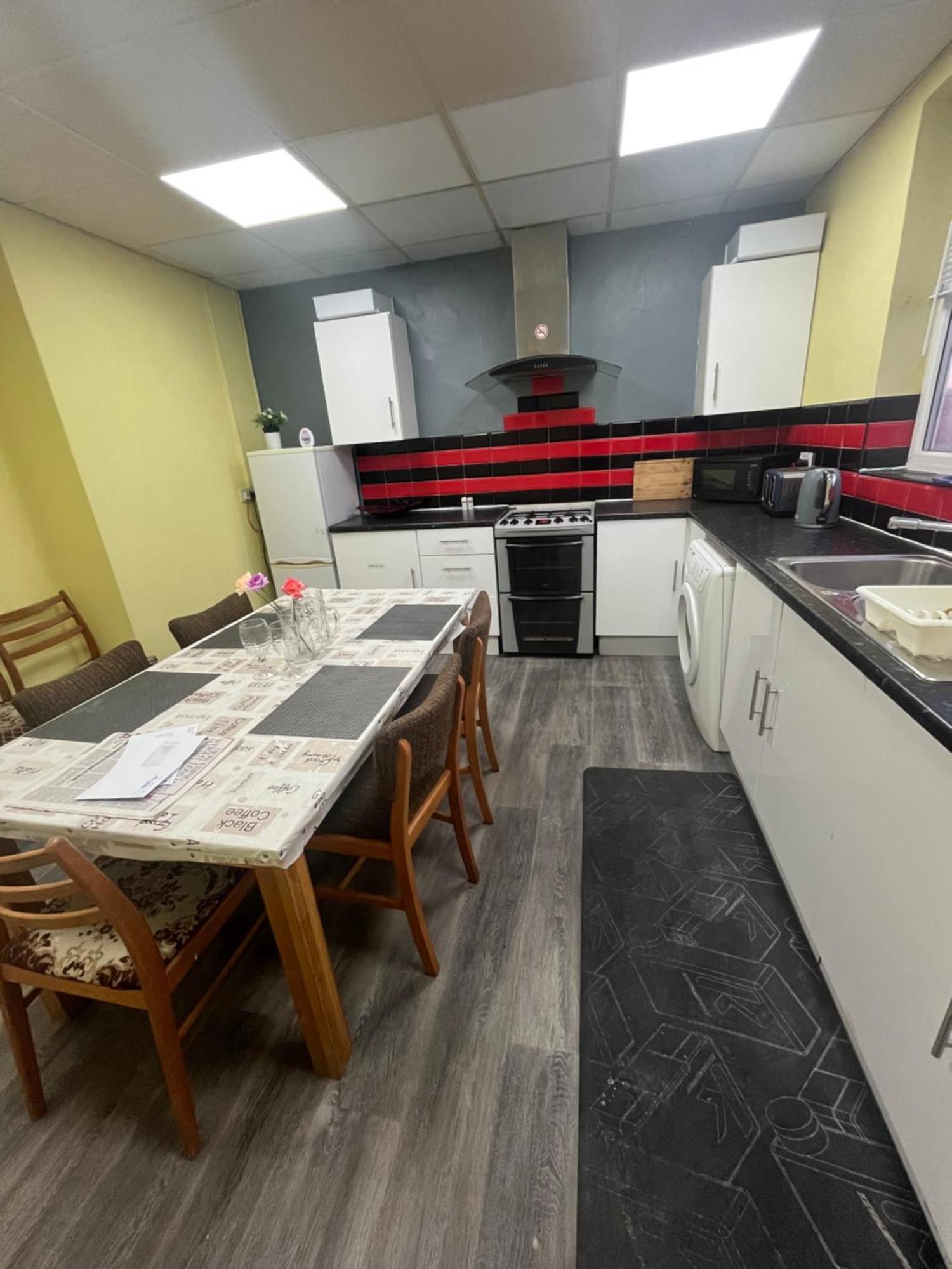 Guest house Spacious Near Southmead Hospital Bristol