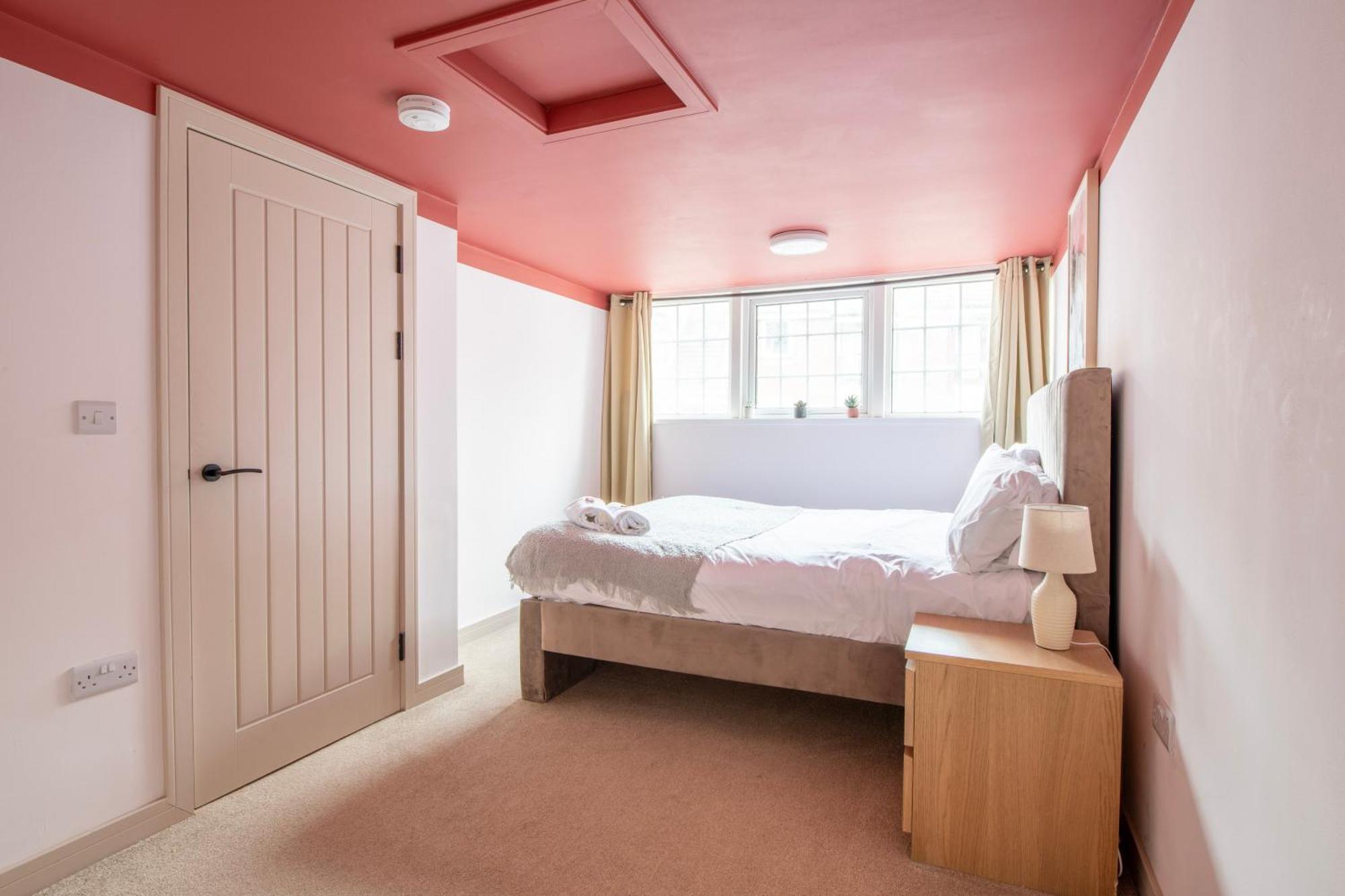 Apartment Cosy Medway With Free Parking By Prescott