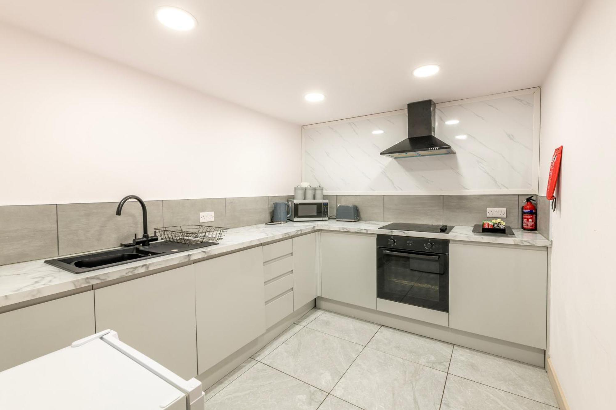 Apartment Cosy Medway With Free Parking By Prescott