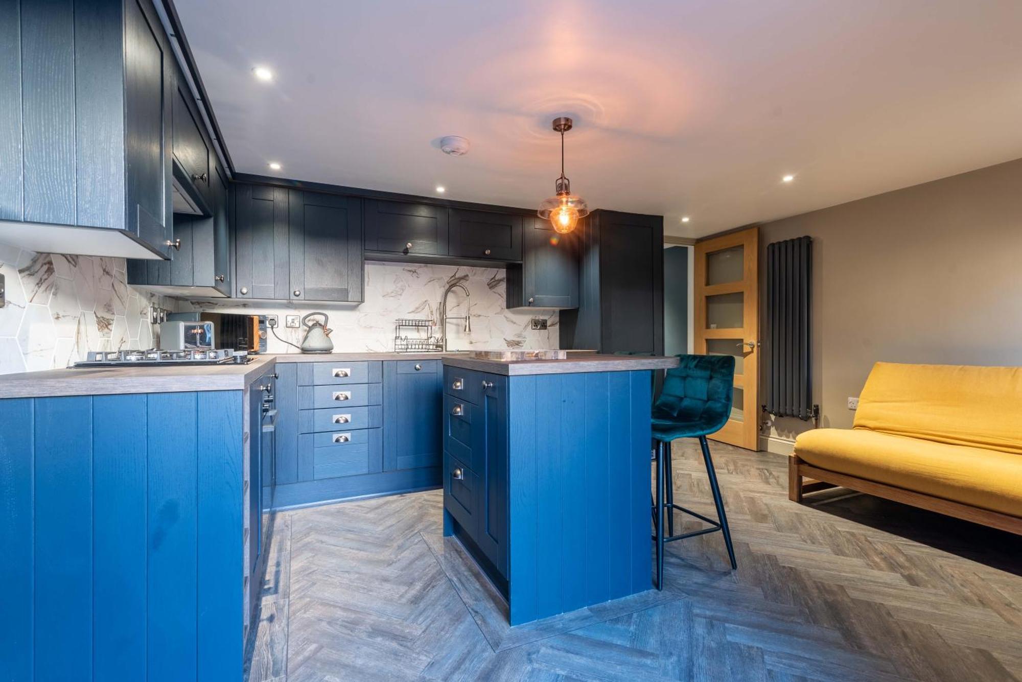 Apartment Luxurious Contemporary Smart Centre