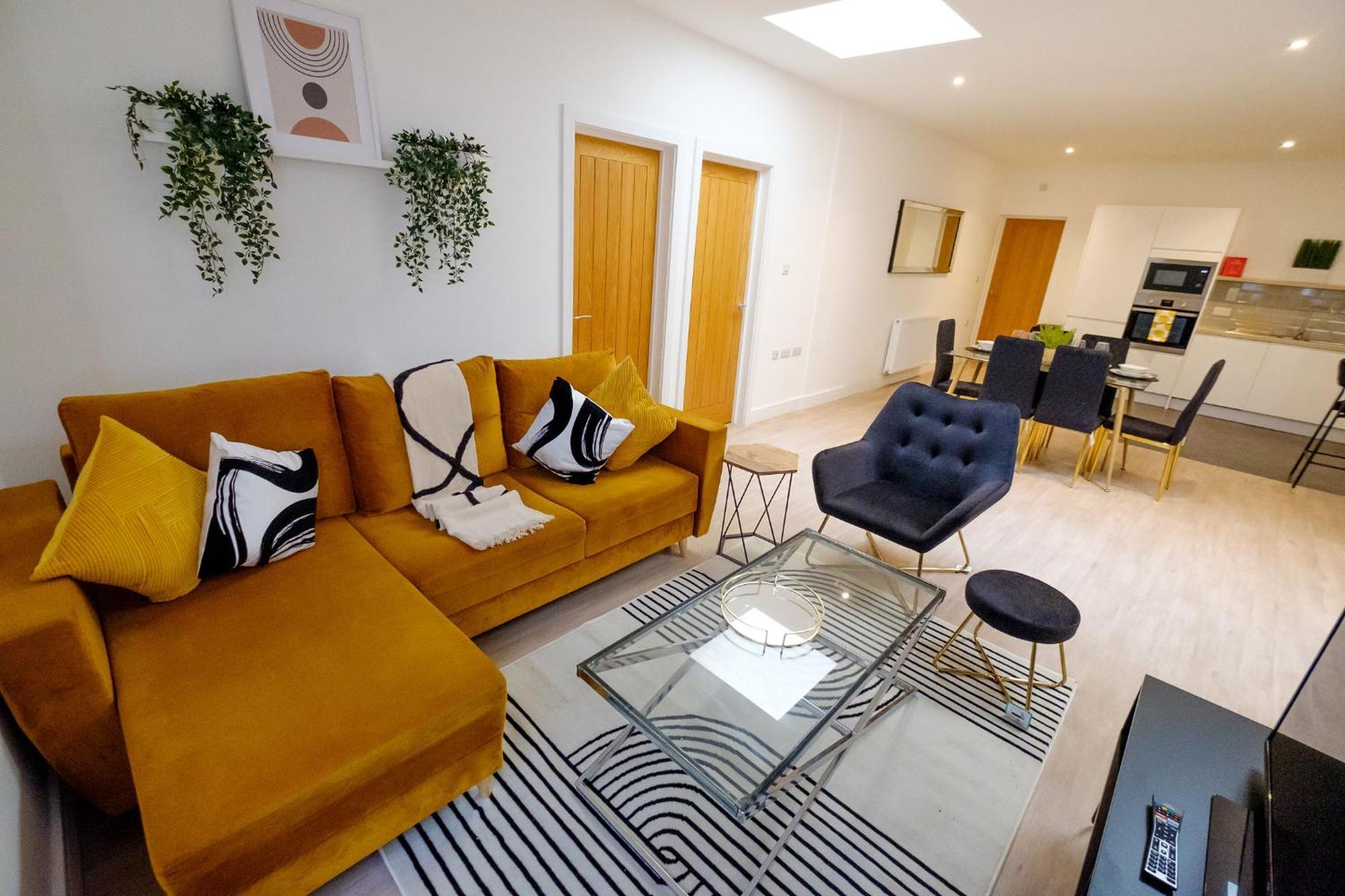 Charming And Bright Flat- Sleeps 6 Apartment *
