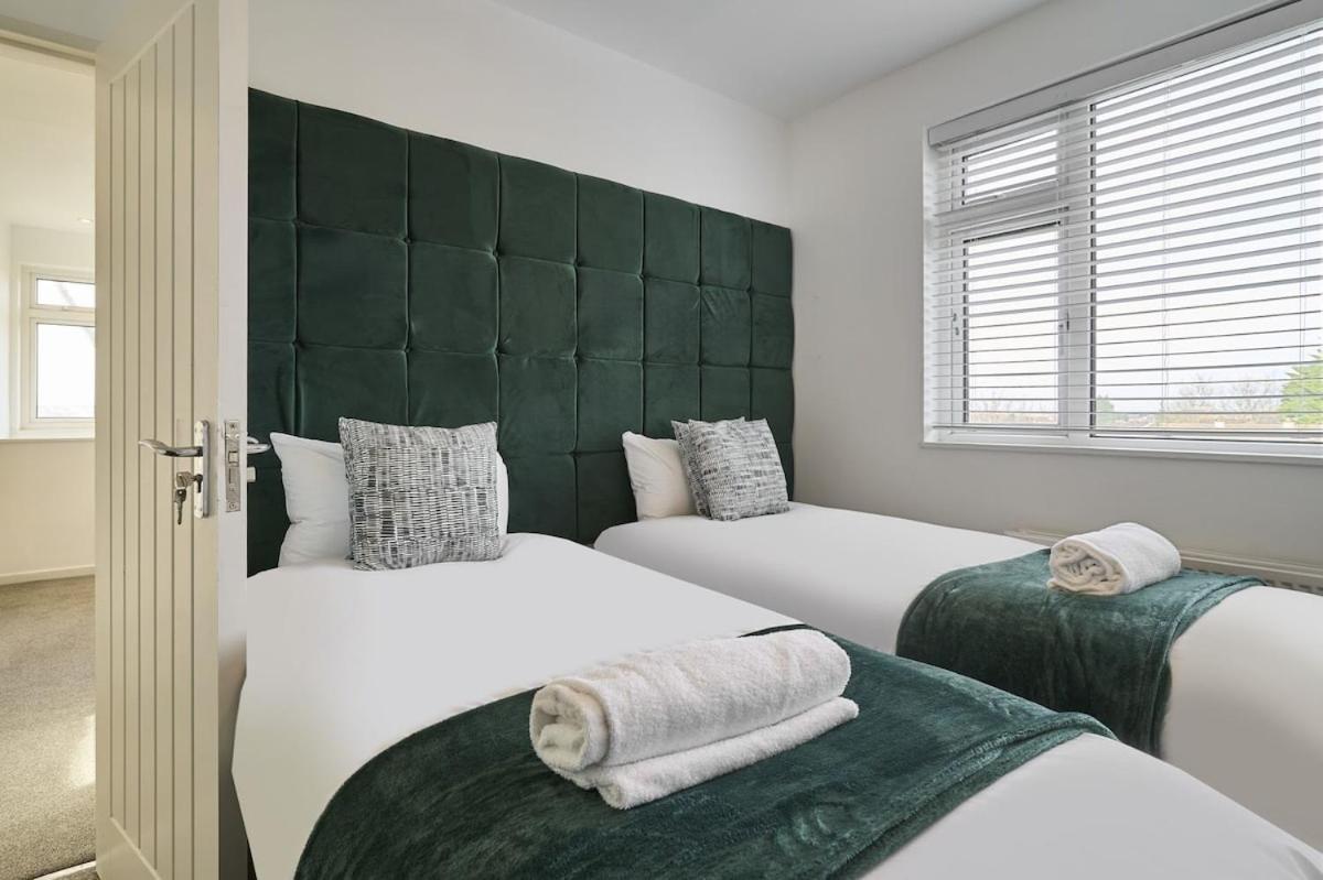 The Emerald - 6 Beds - Contractors - Free Parking Apartment Bristol