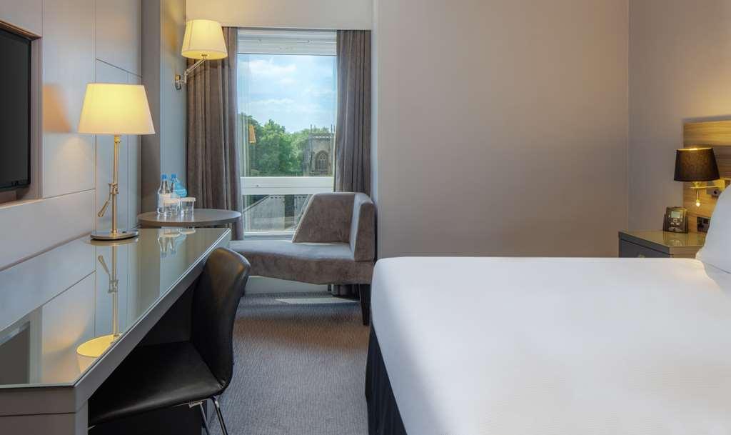 Doubletree By Hilton Centre Bristol