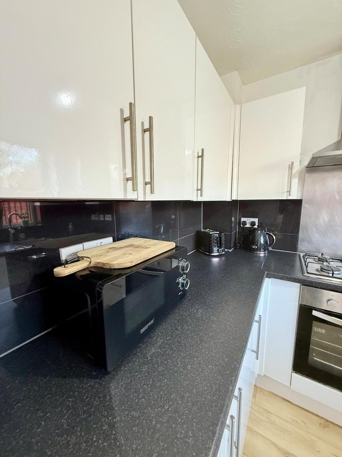 Winsbury Way 3 Bedroom Long Bristol