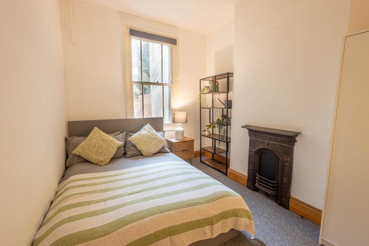 Holiday home Large House, Garden, 3 Bedrooms