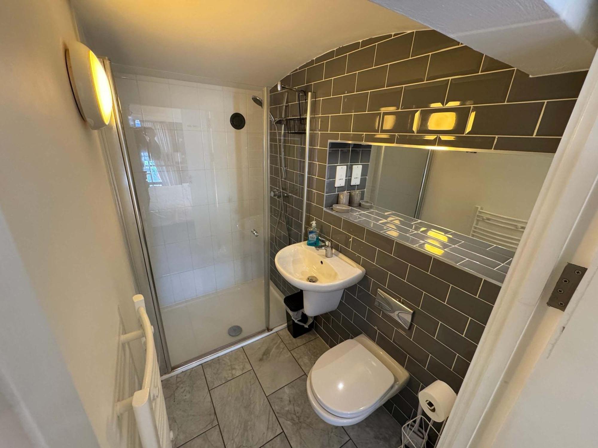 Apartment One Bedroom Mezzanine Flat In Robinson Building Bristol
