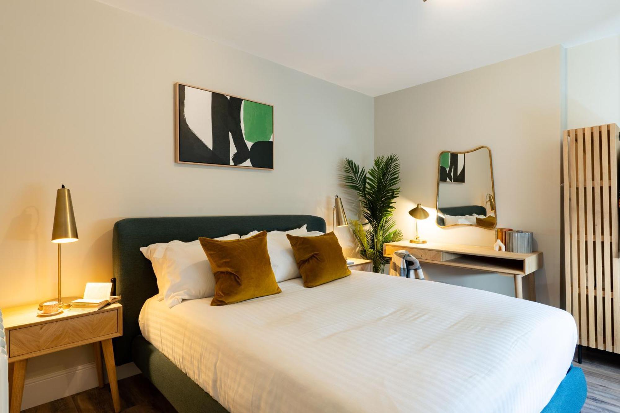 Wellington Place I Your Apartment Bristol