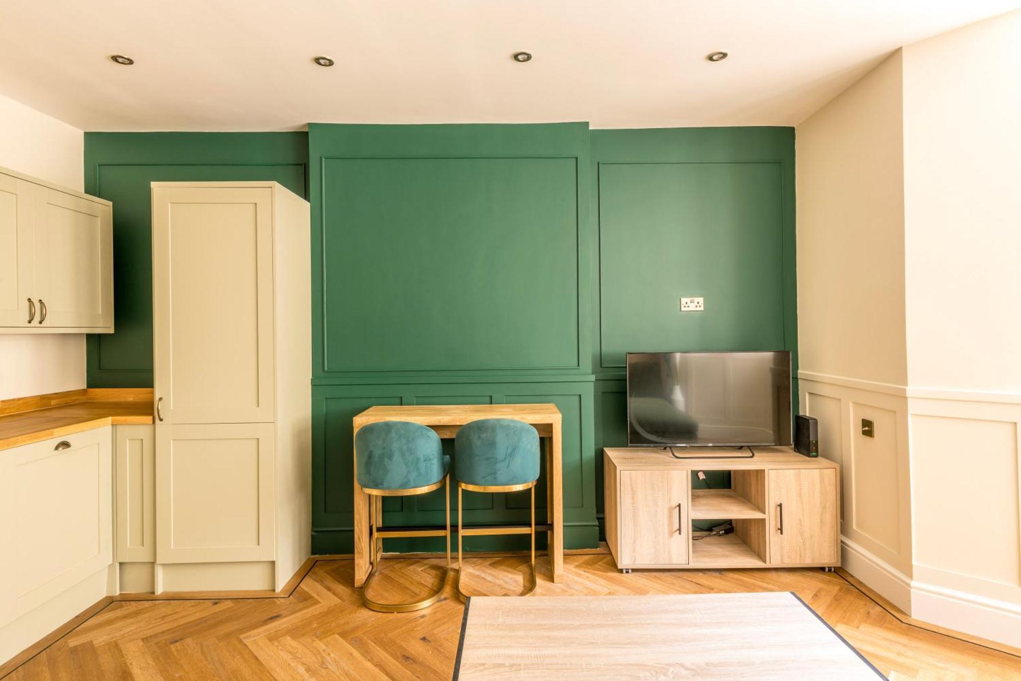 Apartment Luxury Victorian By Prescott *