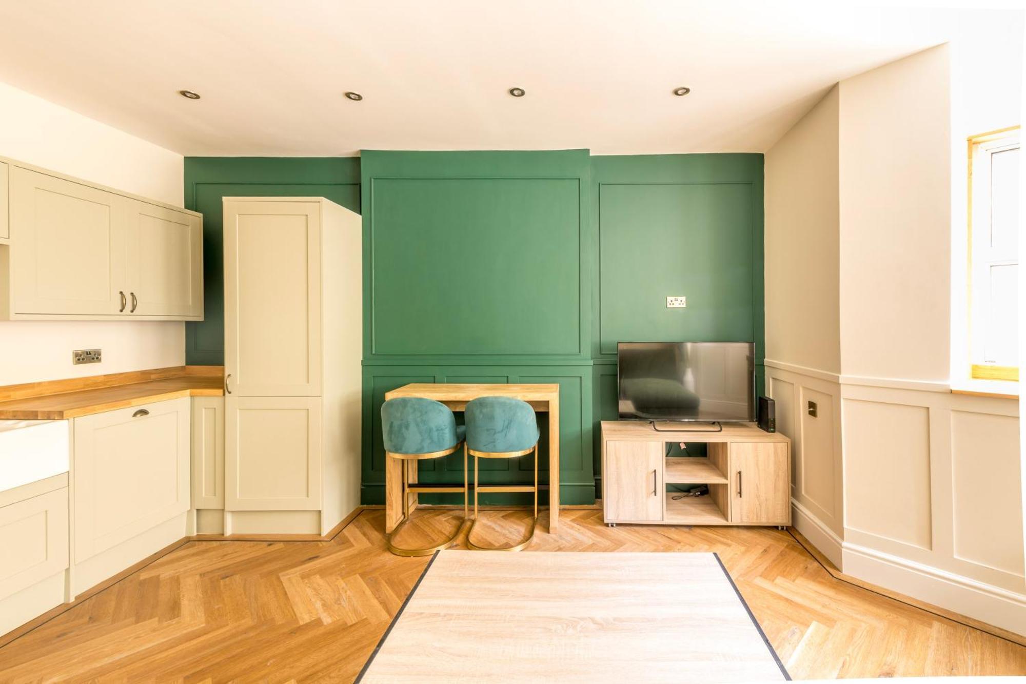 Apartment Luxury Victorian By Prescott *