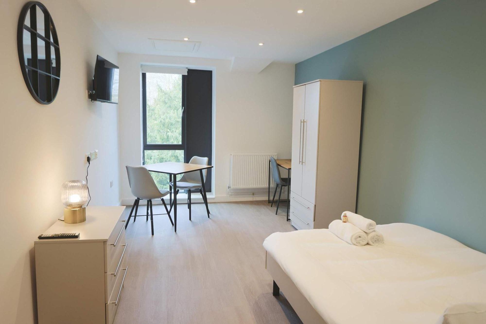 Apartment Newly Build Centre Redcross Village 309 Bristol