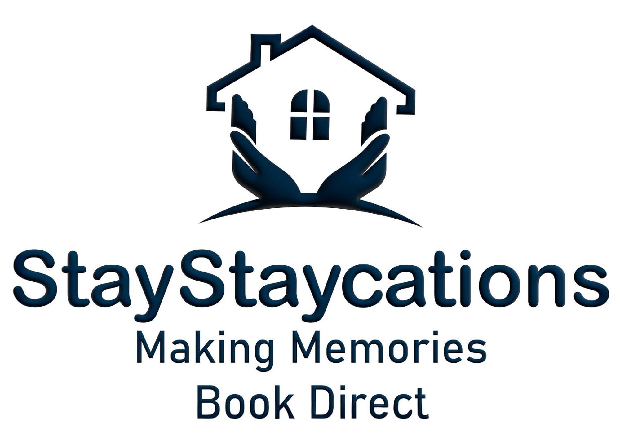 Dings House With Free Parking In Super South West Location By Staystaycations Holiday home *