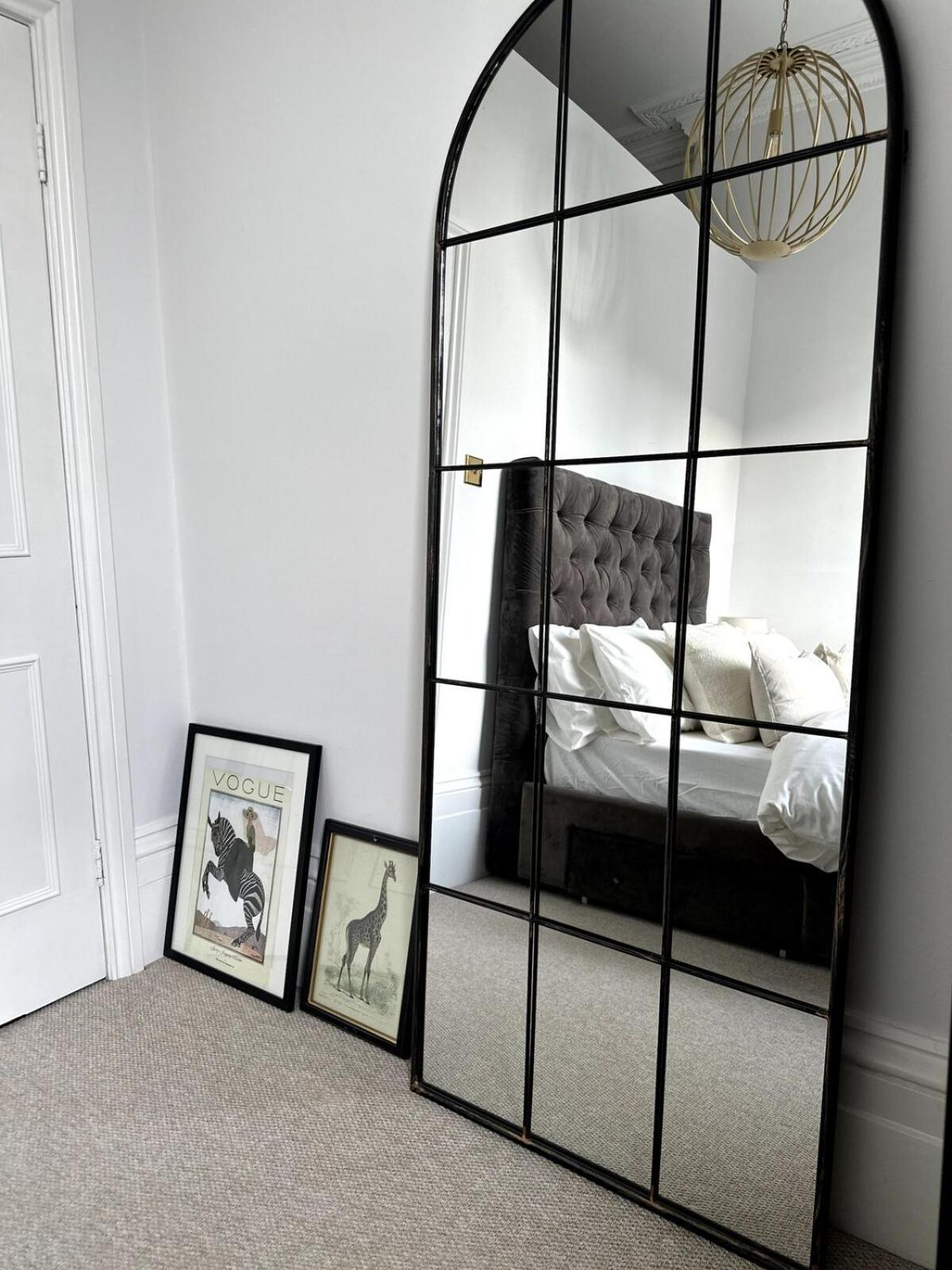 Beautiful 1 Bedroom Georgian Flat In Clifton Village With Parking Apartment