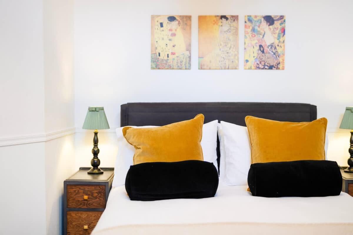 Spacious And Quiet Ground Floor Flat