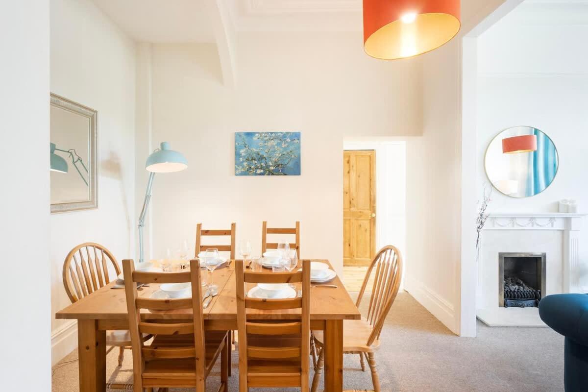Spacious And Quiet Ground Floor Flat