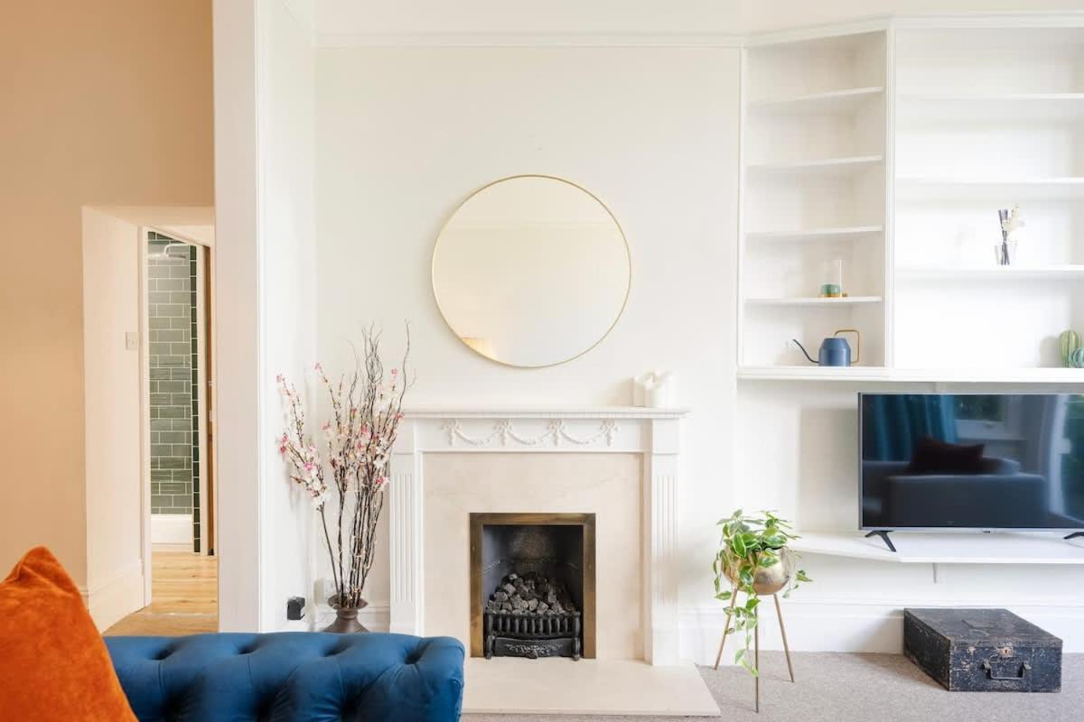 Spacious And Quiet Ground Floor Flat Bristol