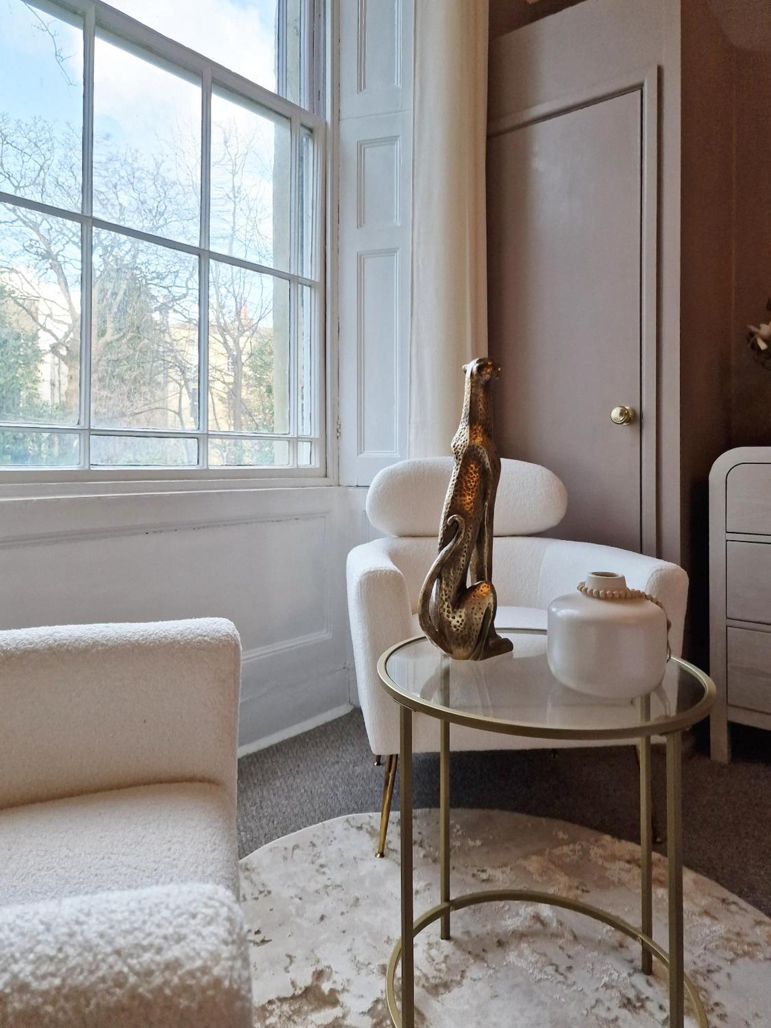 Apartment Exquisite 1-bed Flat In Clifton *