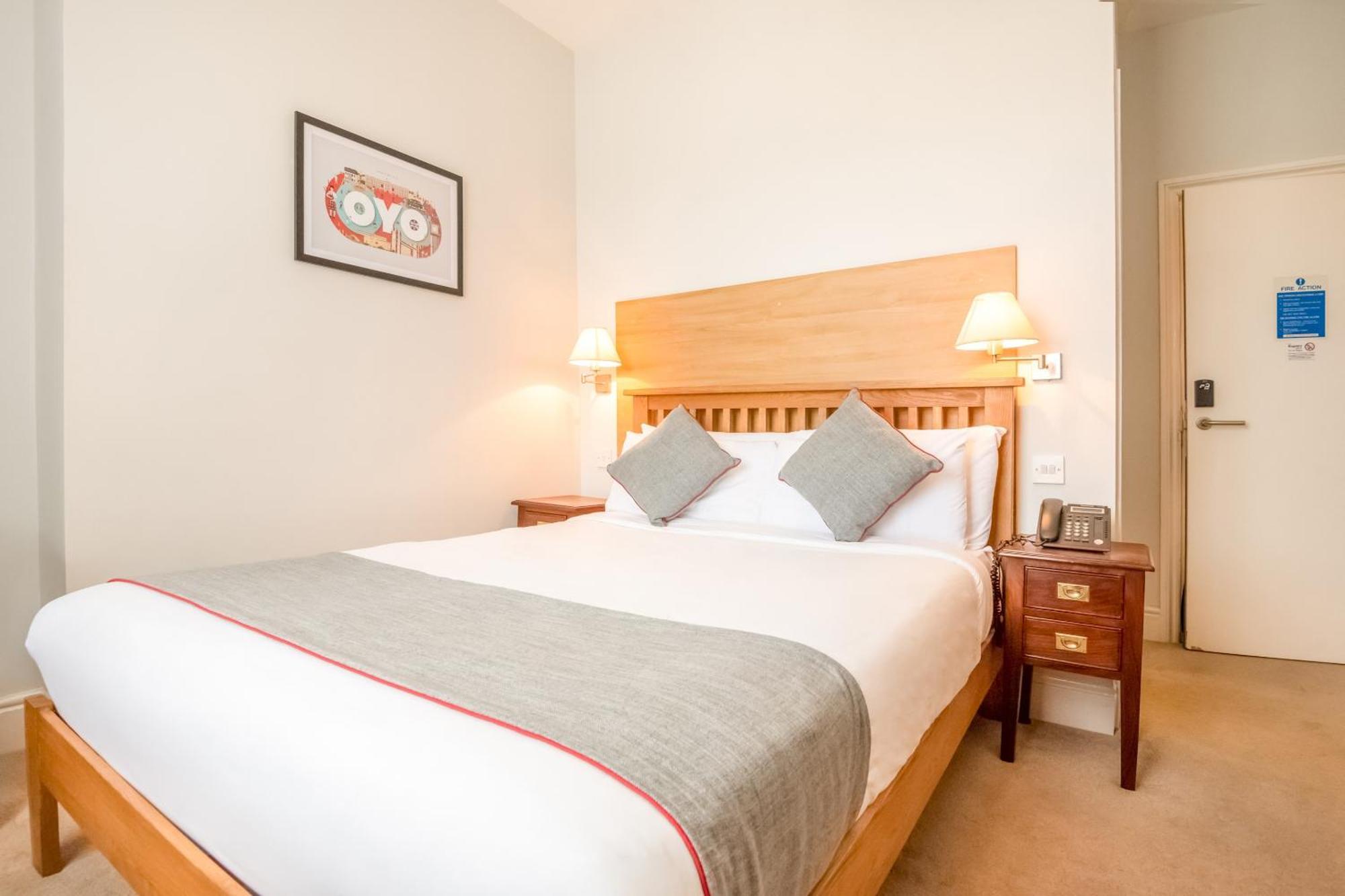 Oyo The Regency, Clifton Bristol