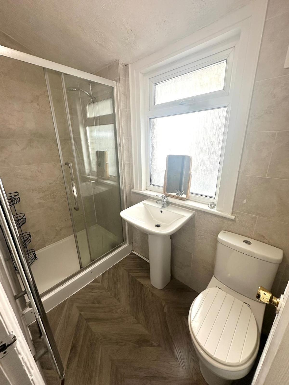 Apartment Maisonette Gloucester Rd *