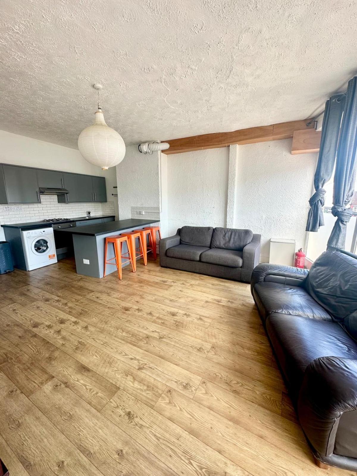 Apartment Maisonette Gloucester Rd