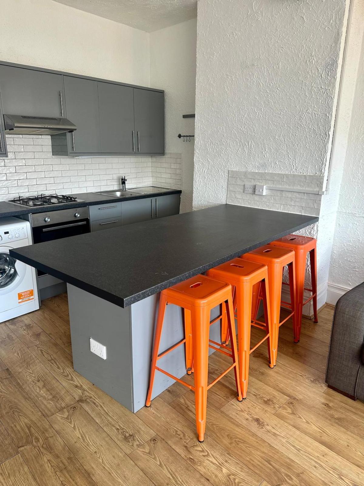 Maisonette Gloucester Rd Apartment *
