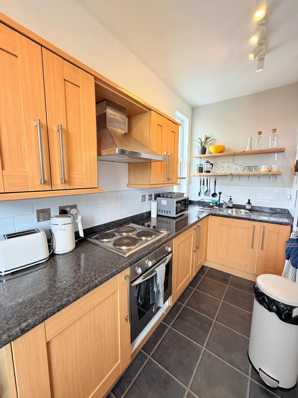St George Wheels & Wings Hideaway Apartment *