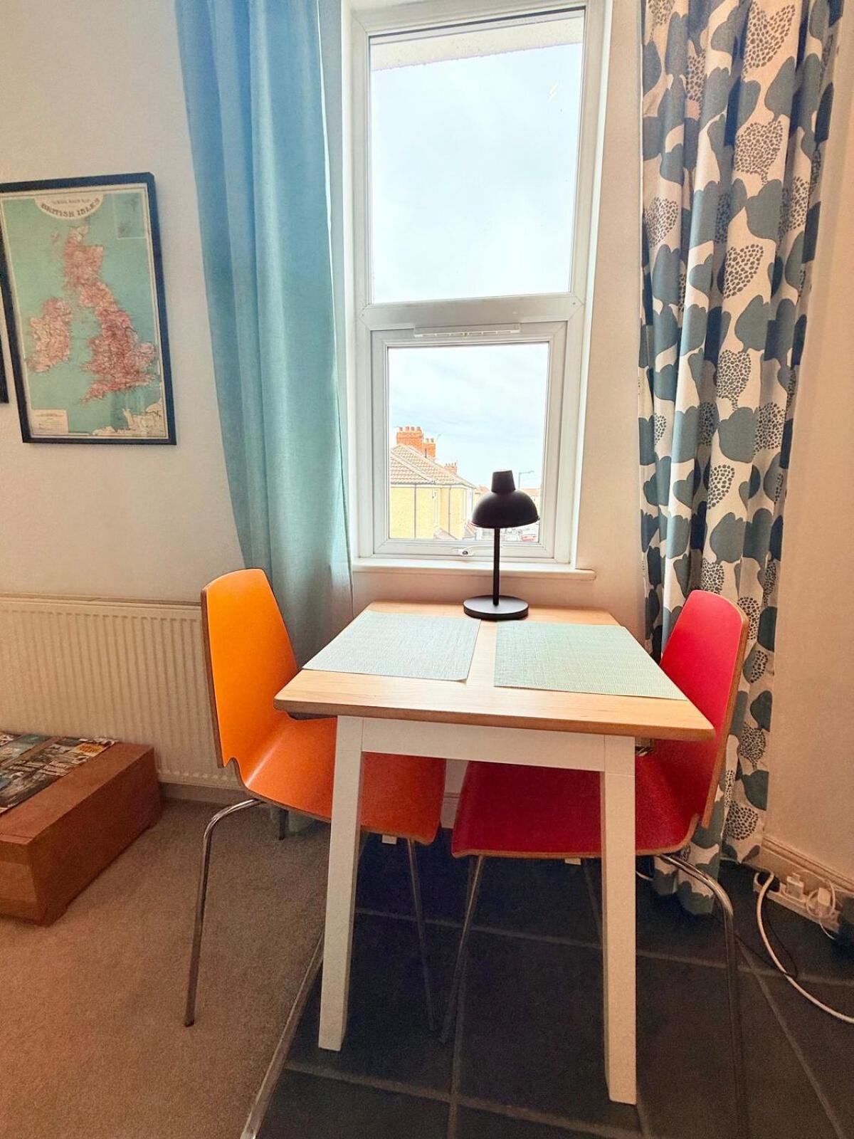 St George Wheels & Wings Hideaway Apartment *