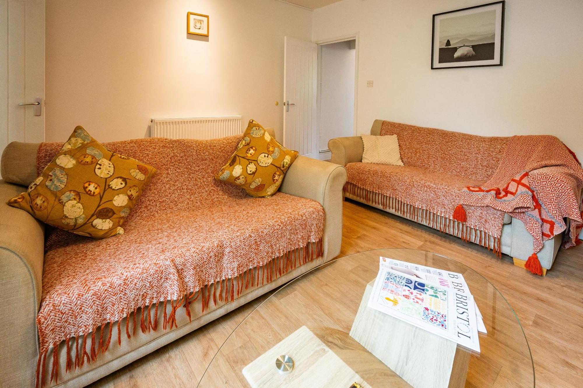 Holiday home Stella's Cottage- Cute Traditional In South West By Staystaycations *
