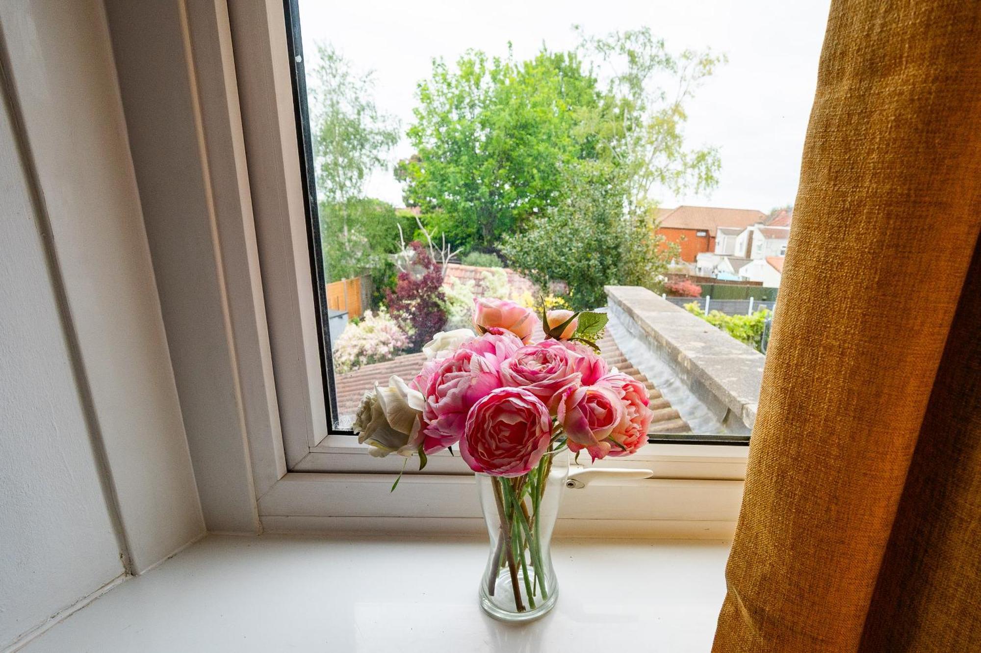 Holiday home Stella's Cottage- Cute Traditional In South West By Staystaycations