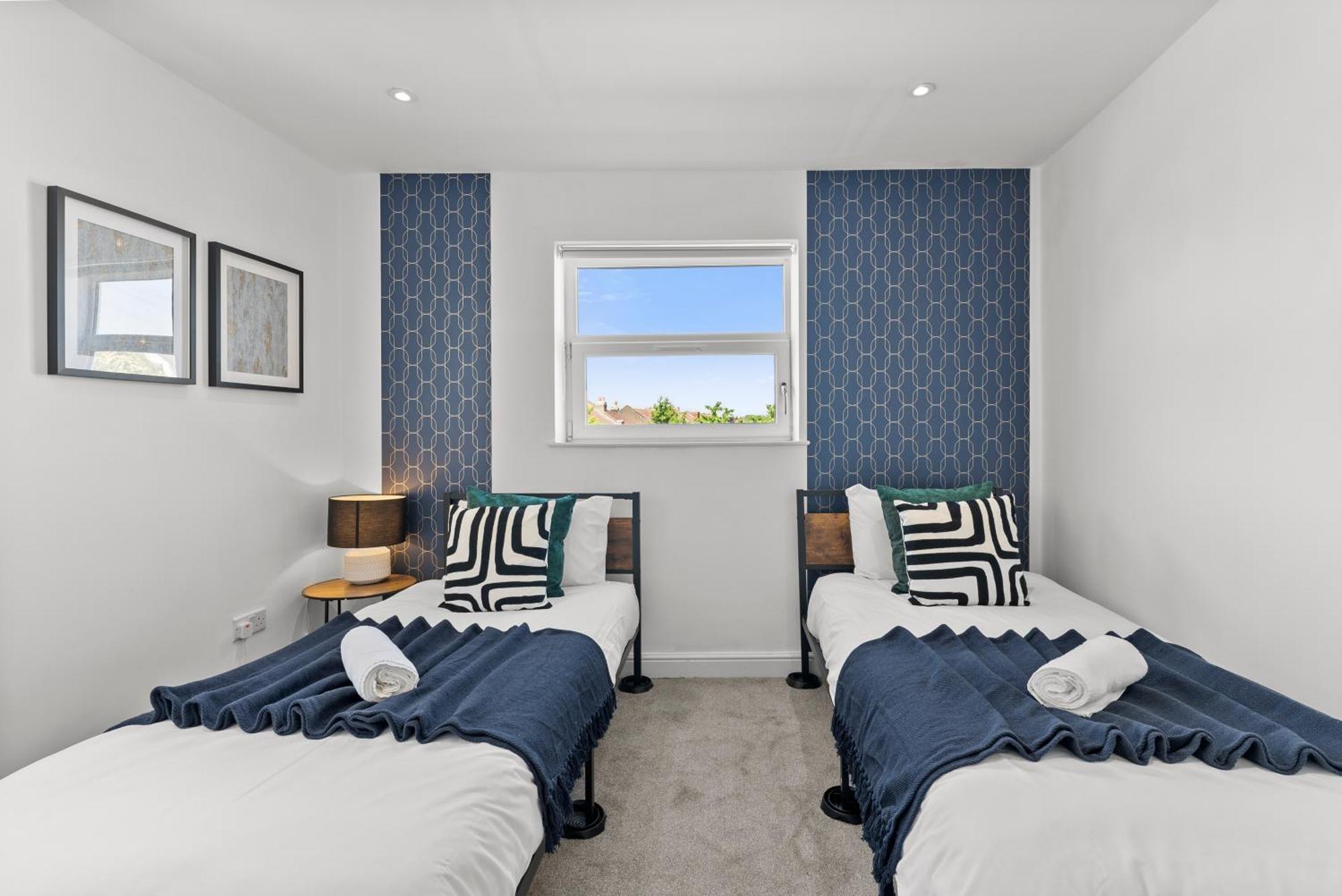Apartment Spacious - Parking & Wifi *