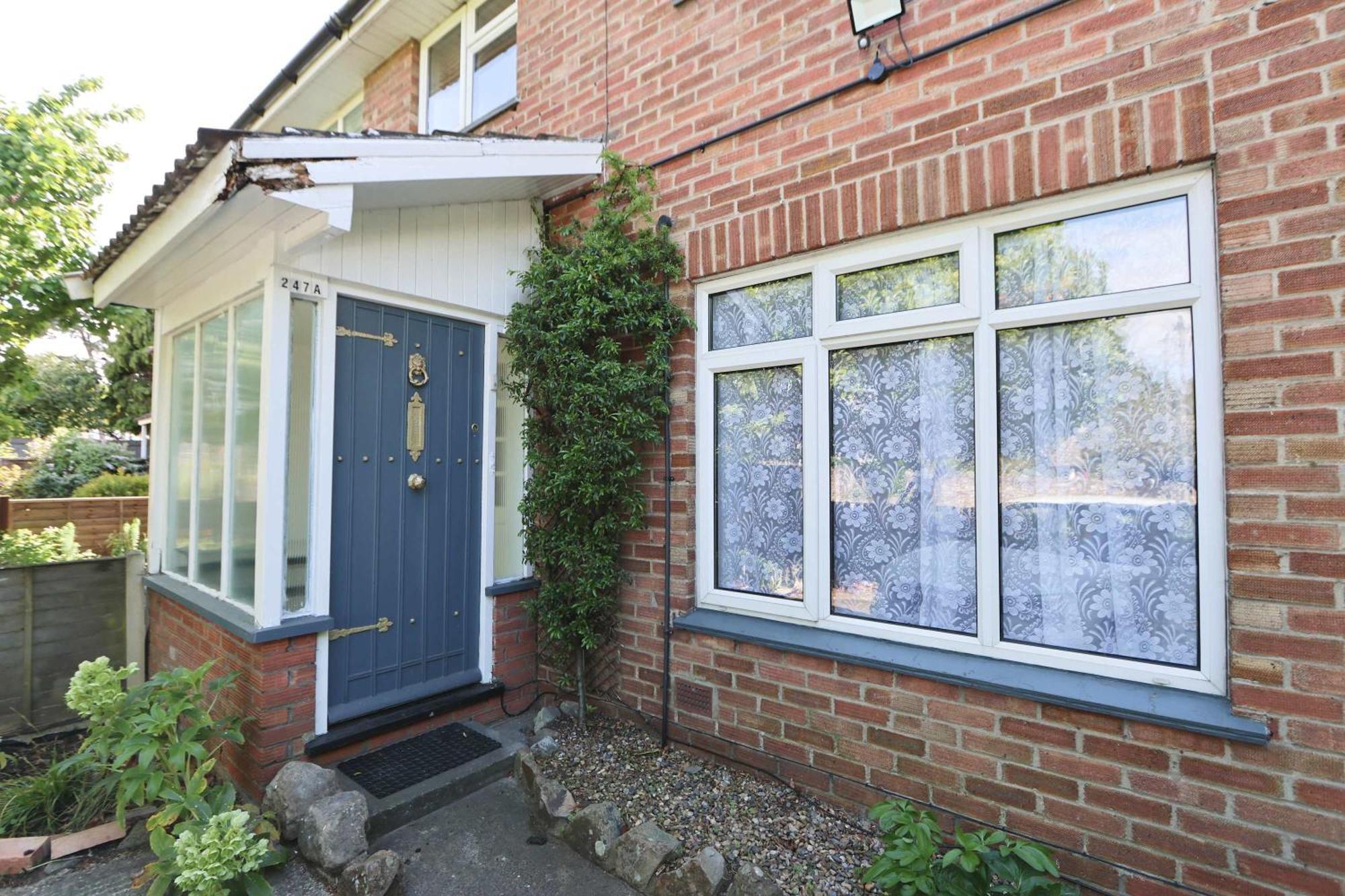 Holiday home Four Bedroom House On Passage Road