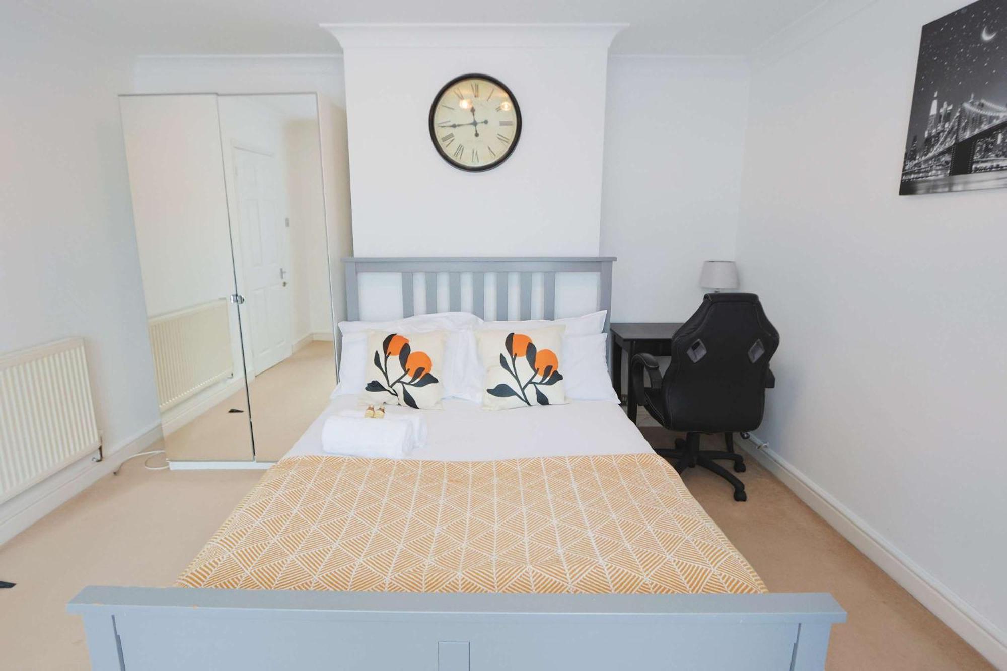 Holiday home Four Bedroom House On Passage Road *