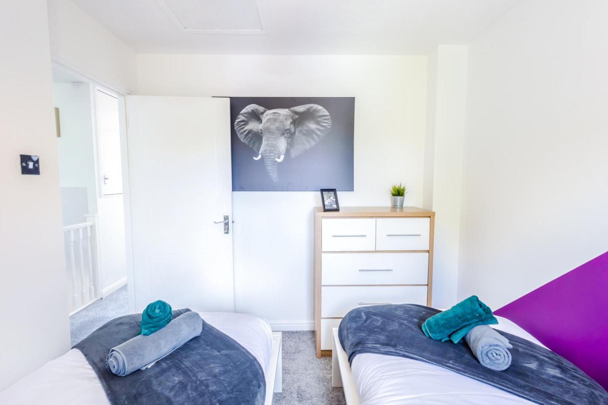 Stylish 3br House - Free Parking - Fast Wi-fi - Long * Bristol