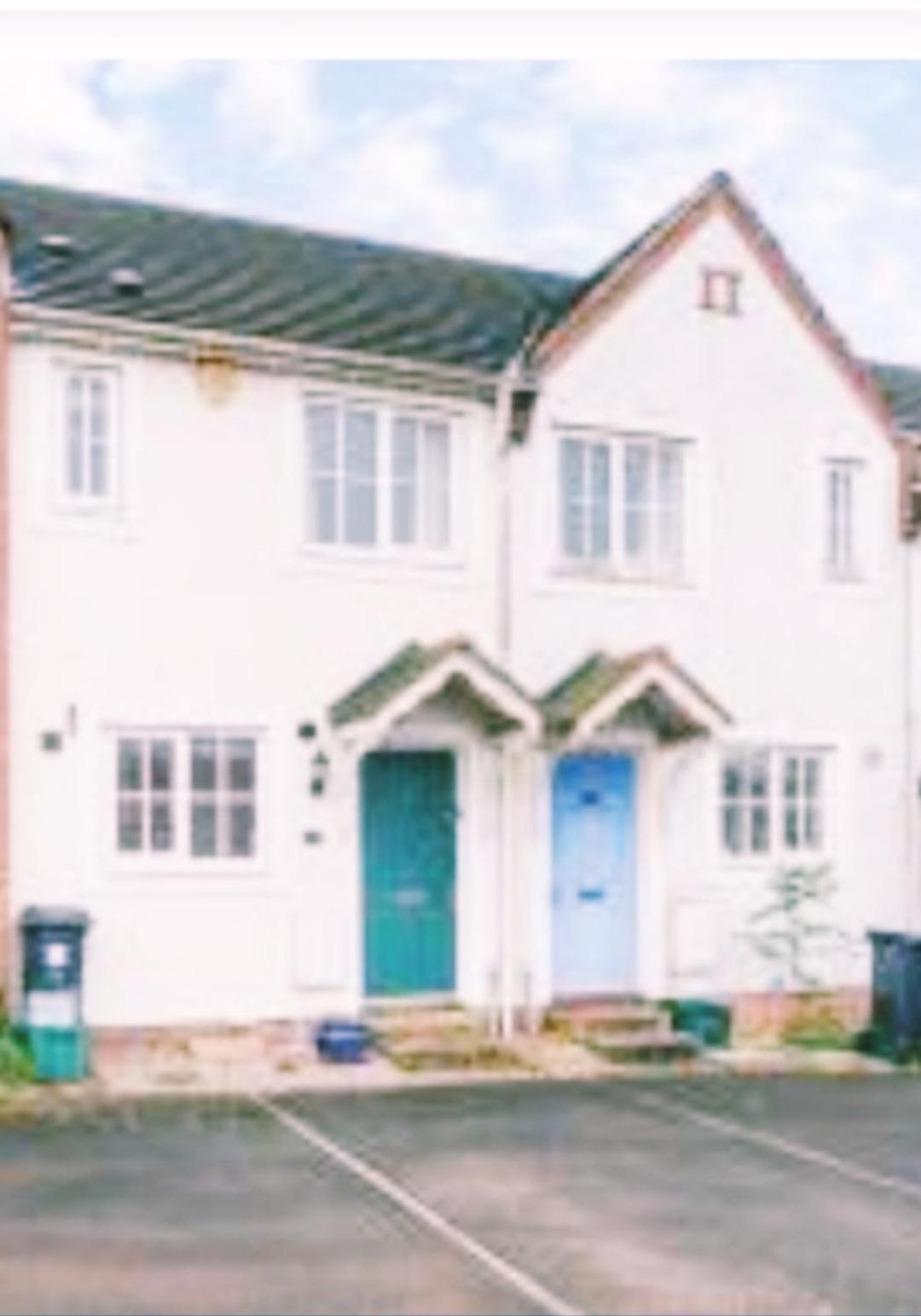Modern 2bed House, Free Parking, Nr Parkway Station And Uwe *