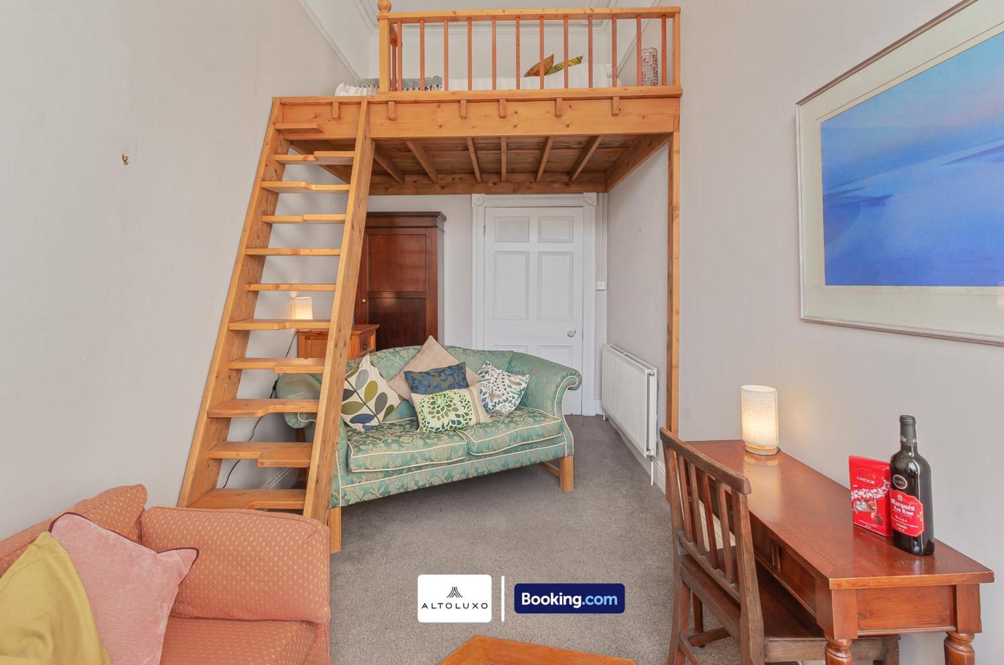 The Ritz 2 Bedroom Serviced By Altoluxoexperience Short Lets & Serviced With Free Wifi Apartment