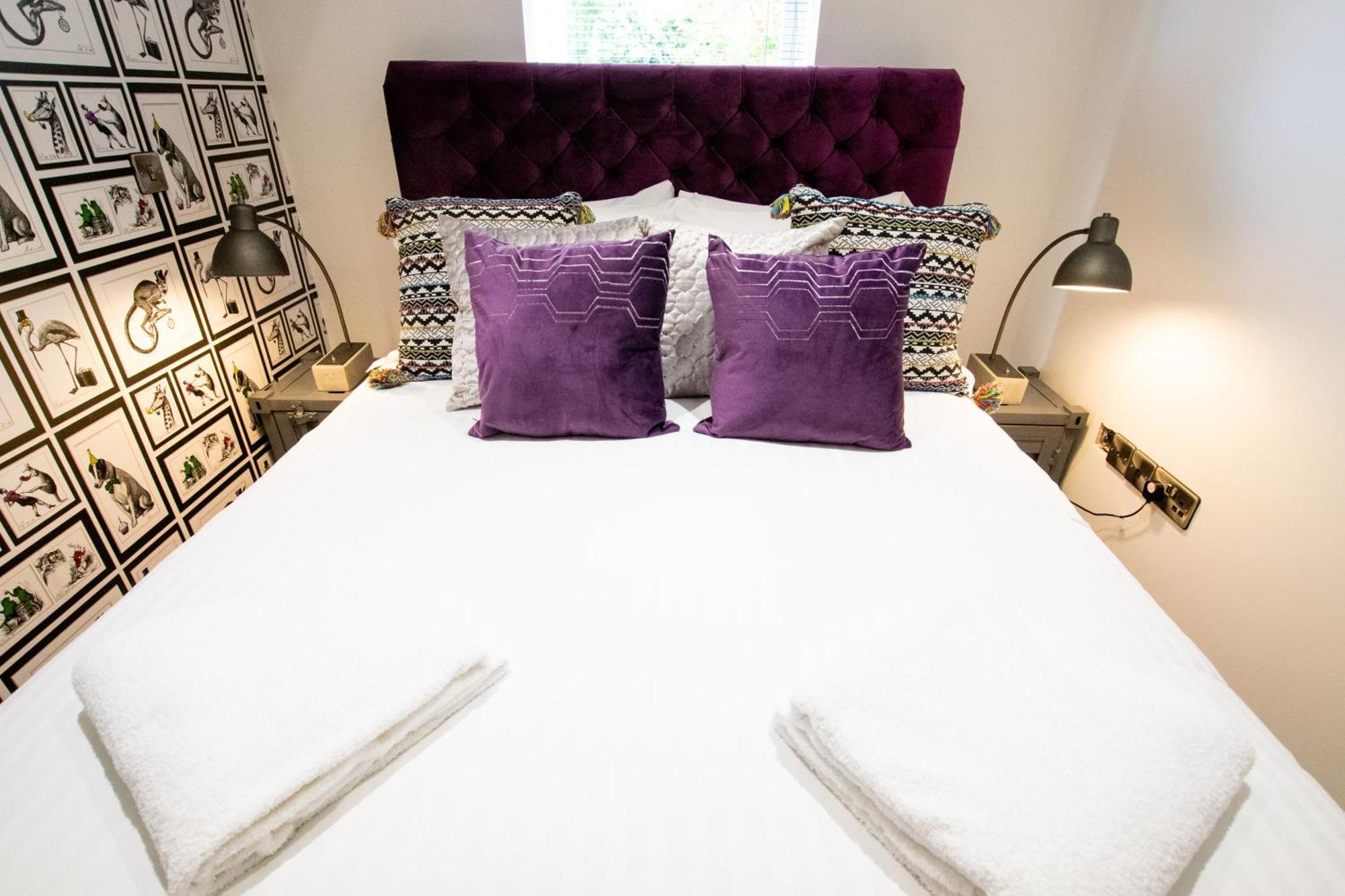 Rowan Tree - Your Apartment Bristol