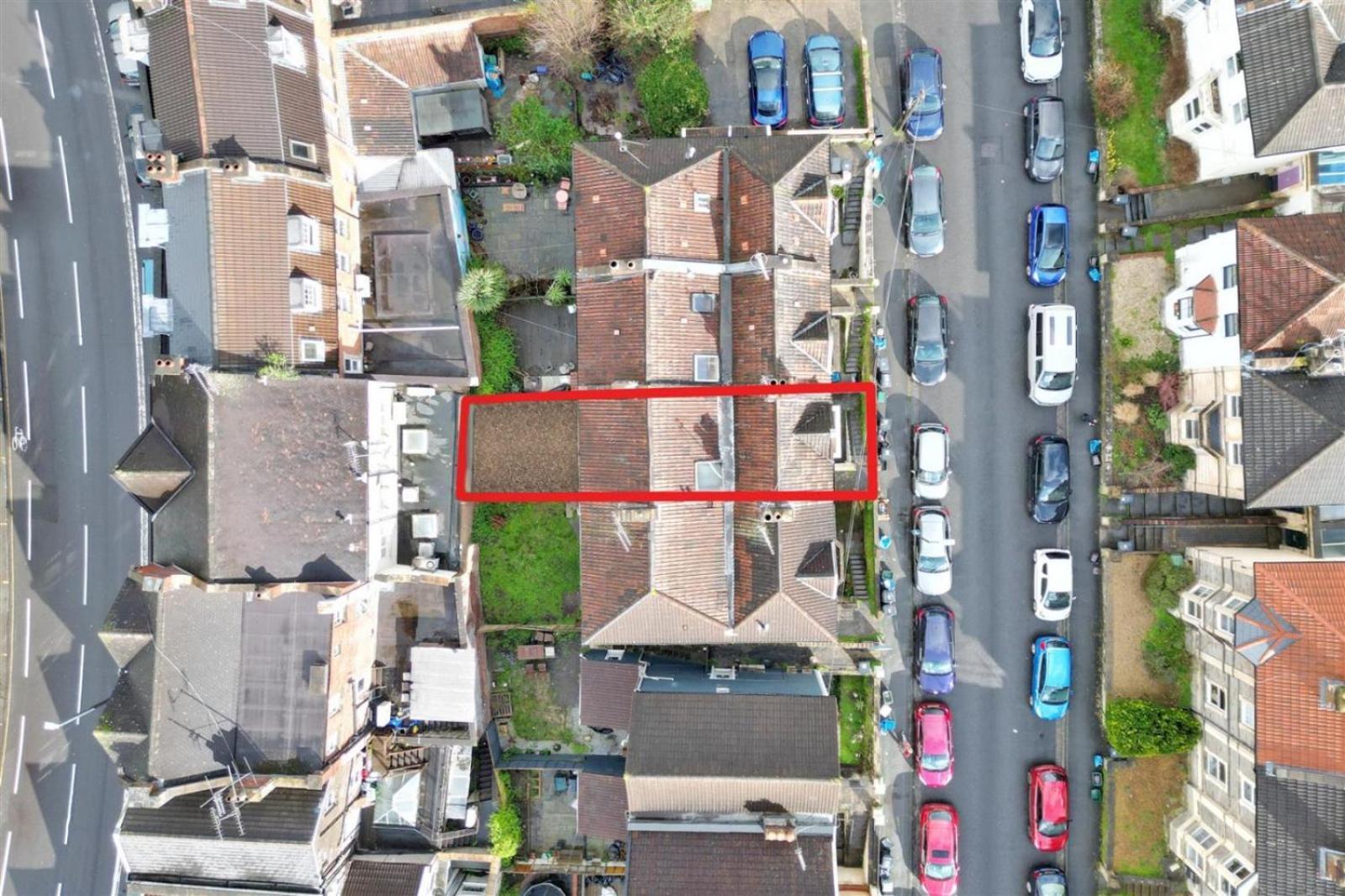 North Rd By N And N Ltd, Close To Vibrant Gloucester Rd With Plenty Of Restaurants And Shops Near By, Free On Street Parking Available And Pvt Of Street Parking 4pm To 8am Mon To Fri And Weekend Bristol