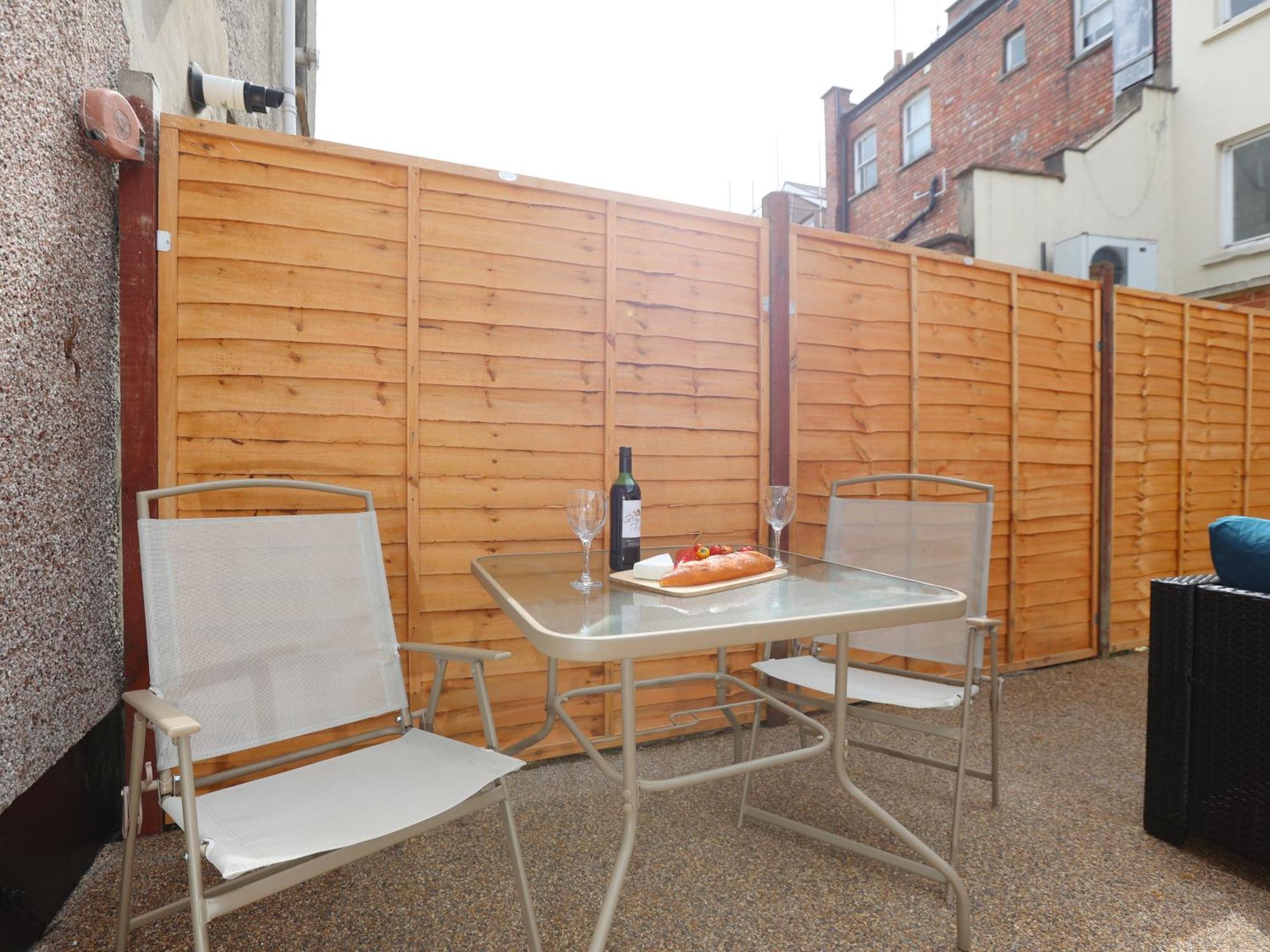 North Rd By N And N Ltd, Close To Vibrant Gloucester Rd With Plenty Of Restaurants And Shops Near By, Free On Street Parking Available And Pvt Of Street Parking 4pm To 8am Mon To Fri And Weekend Bristol
