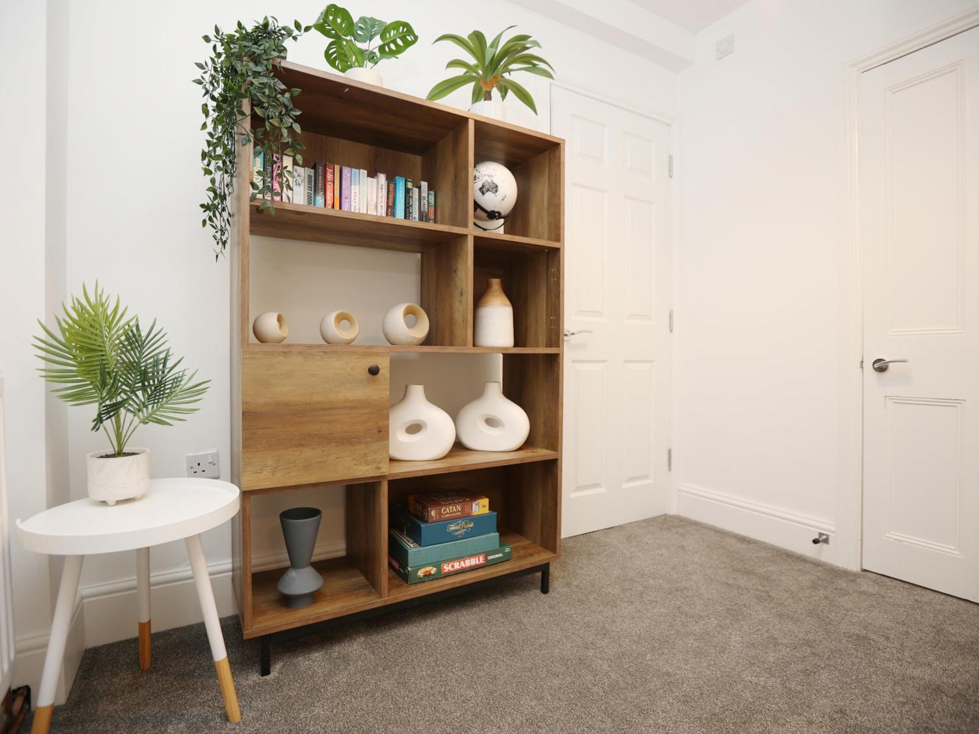 North Rd By N And N Ltd, Close To Vibrant Gloucester Rd With Plenty Of Restaurants And Shops Near By, Free On Street Parking Available And Pvt Of Street Parking 4pm To 8am Mon To Fri And Weekend * Bristol